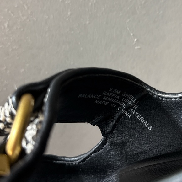 Dolce Vita Monochrome Textured Sandals - Picture 6 of 6